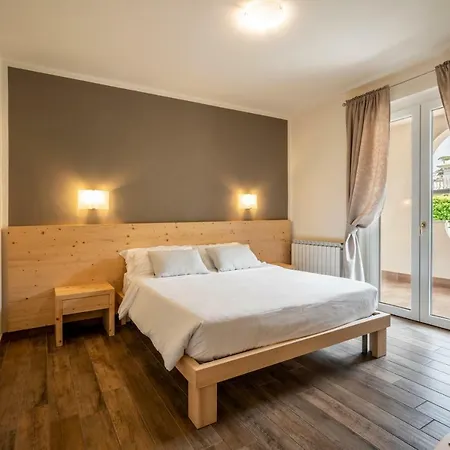 Apartahotel Bianca Sirmione